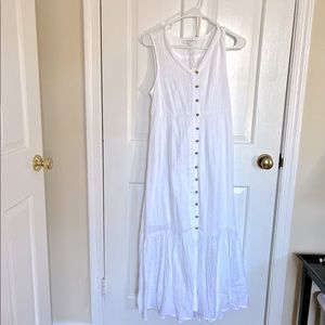BeachLunchLounge Lexa Crinkle Maxi Dress